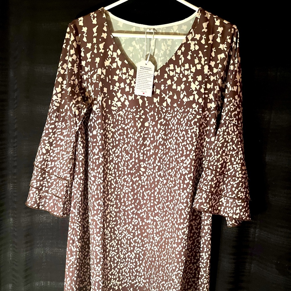 🦄🦄Made with love brown and white speckled shift dress